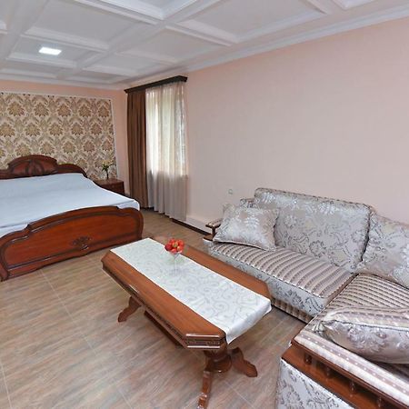 Old City Hotel Алаверди Экстерьер фото