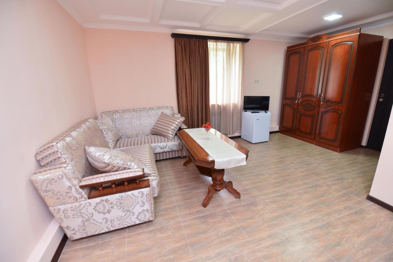 Old City Hotel Алаверди Экстерьер фото
